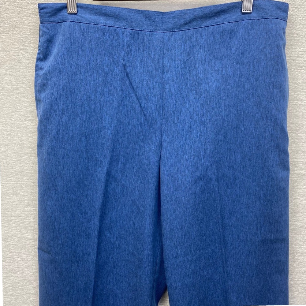 Alfred Dunner Petite 16P Blue Textured Pull On Flat Front Elastic Back Pants - Picture 2 of 12